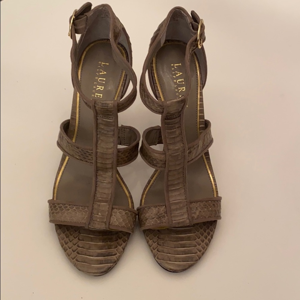 NWOT grey/beige snakeskin Ralph Lauren heels